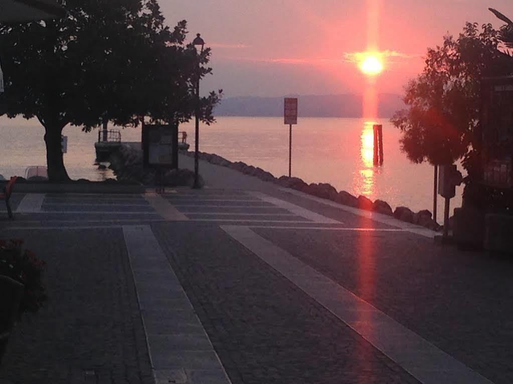 Hotel Vela D'Oro Dependence Bardolino Dış mekan fotoğraf