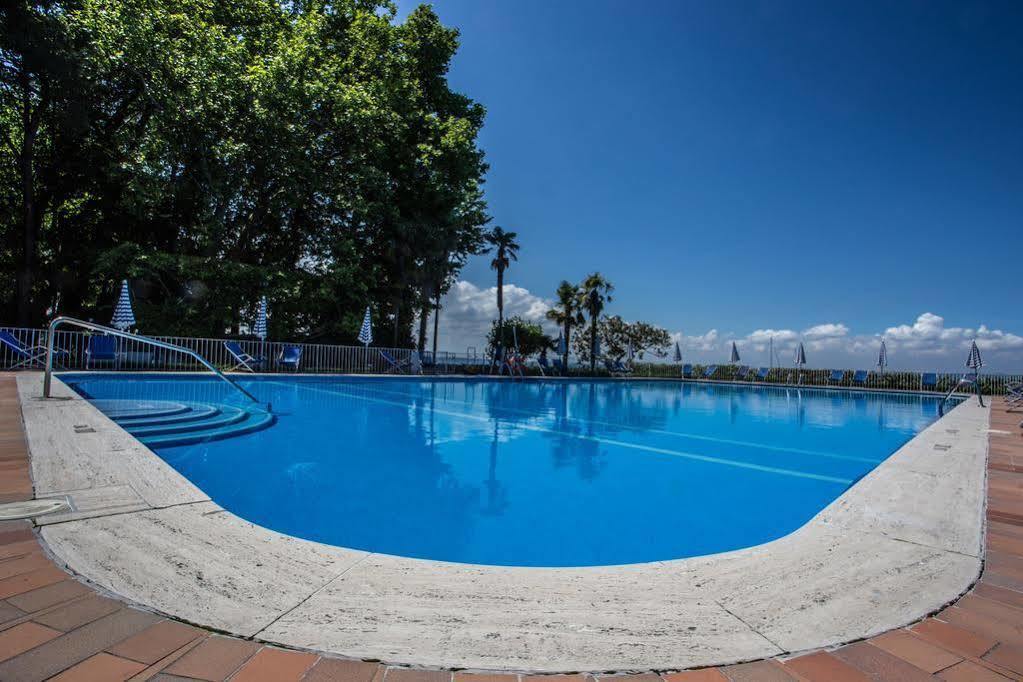 Hotel Vela D'Oro Dependence Bardolino Dış mekan fotoğraf